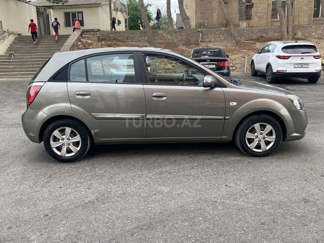 Kia Rio 2010, 210,000 km - 1.5 l - Bakı