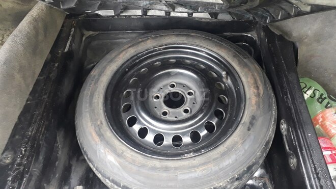 Mercedes E 250 1992, 240,000 km - 2.5 l - Şəki