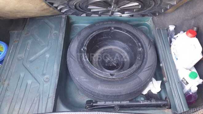 Mercedes E 300 1992, 352,469 km - 3.0 l - Sumqayıt