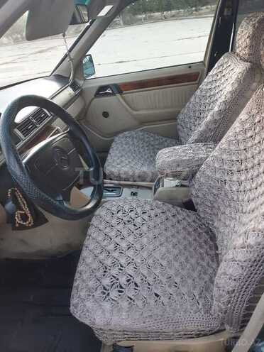 Mercedes E 300 1992, 352,469 km - 3.0 l - Sumqayıt