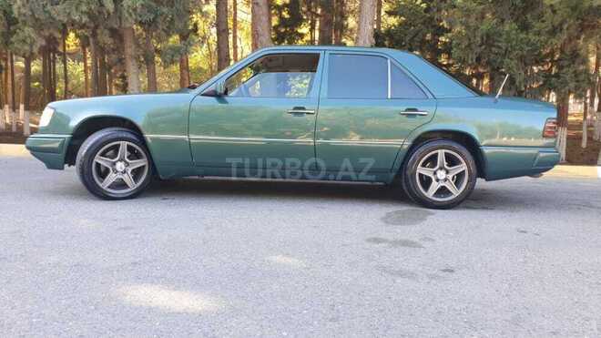 Mercedes E 300 1992, 352,469 km - 3.0 l - Sumqayıt