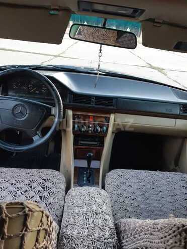 Mercedes E 300 1992, 352,469 km - 3.0 l - Sumqayıt