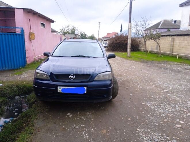Opel Astra 1999, 450,000 km - 1.8 l - Qusar