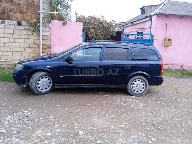 Opel Astra 1999, 450,000 km - 1.8 l - Qusar