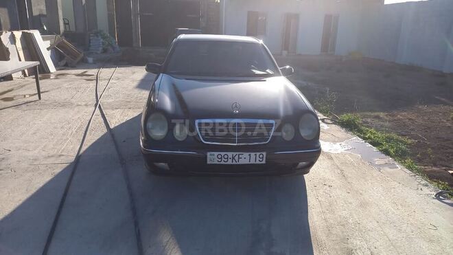 Mercedes E 240 1998, 365,000 km - 2.4 l - Bakı