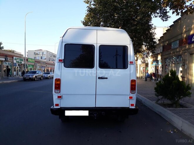 Mercedes 208 D 1991, 201,201 km - 2.3 l - Bərdə