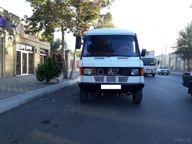 Mercedes 208 D 1991, 201,201 km - 2.3 l - Bərdə