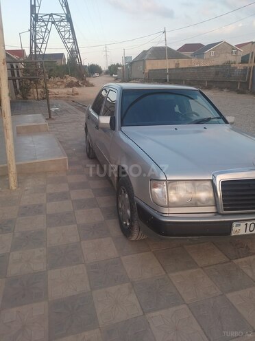 Mercedes E 200 1992, 355,000 km - 2.0 л - Bakı
