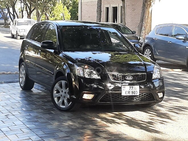 Kia Rio 2010, 135,000 km - 1.4 l - Bakı