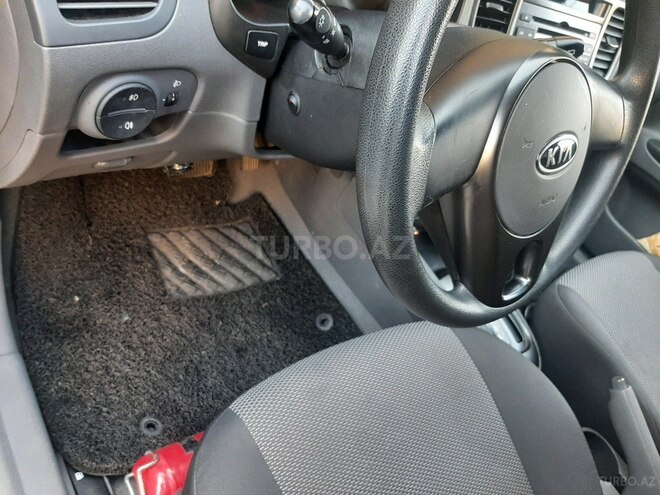 Kia Rio 2010, 135,000 km - 1.4 l - Bakı