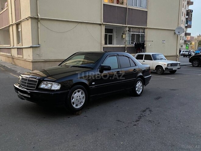 Mercedes C 180 1998, 215,000 km - 1.8 l - Sumqayıt
