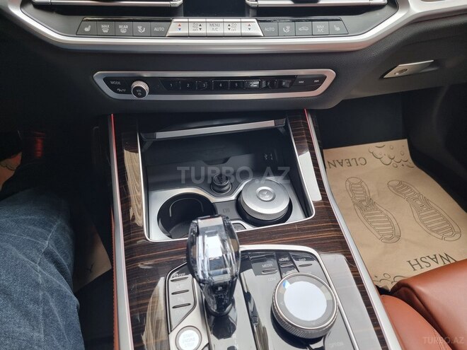 BMW X7 2021, 28,900 km - 3.0 l - Bakı