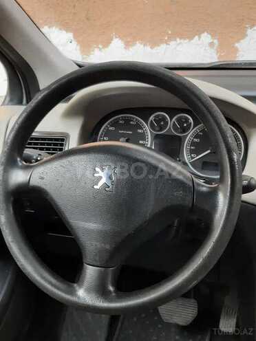 Peugeot 307 2005, 18,900 km - 2.0 л - Bakı