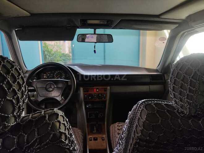 Mercedes E 220 1993, 500,000 km - 2.2 l - Bakı