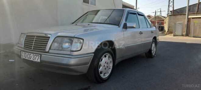 Mercedes E 220 1993, 500,000 km - 2.2 l - Bakı