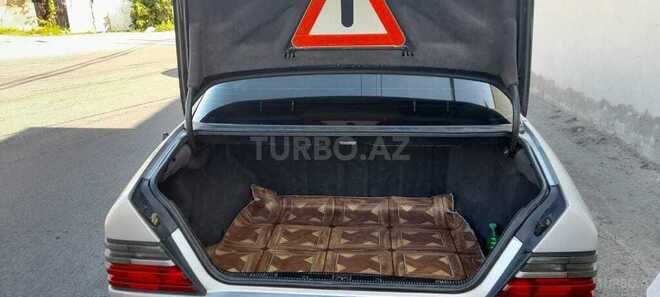 Mercedes E 220 1993, 500,000 km - 2.2 l - Bakı