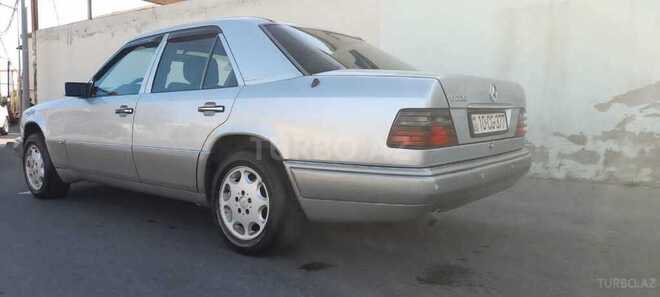 Mercedes E 220 1993, 500,000 km - 2.2 l - Bakı