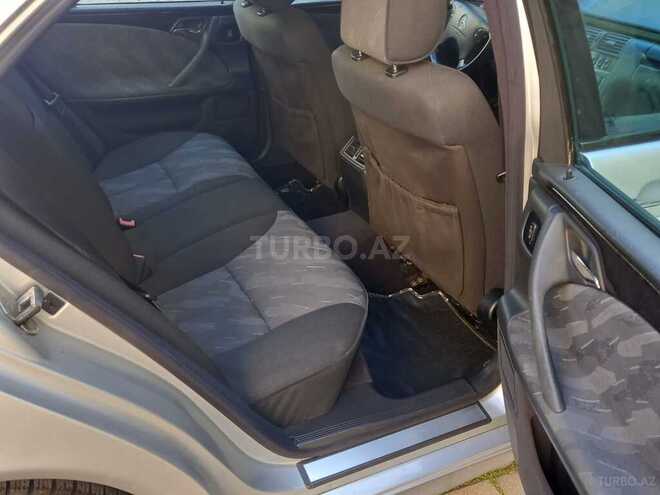 Mercedes E 240 2000, 231,000 km - 2.4 l - Bakı