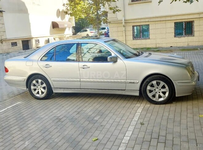 Mercedes E 240 2000, 231,000 km - 2.4 l - Bakı