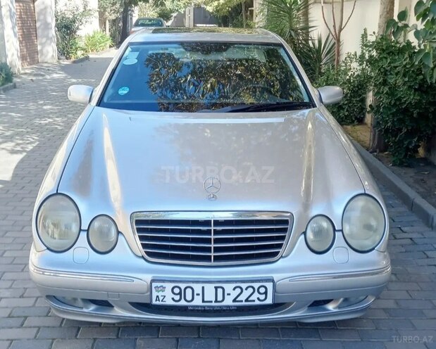 Mercedes E 240 2000, 231,000 km - 2.4 l - Bakı