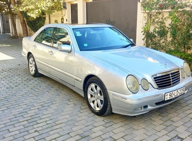 Mercedes E 240 2000, 231,000 km - 2.4 l - Bakı