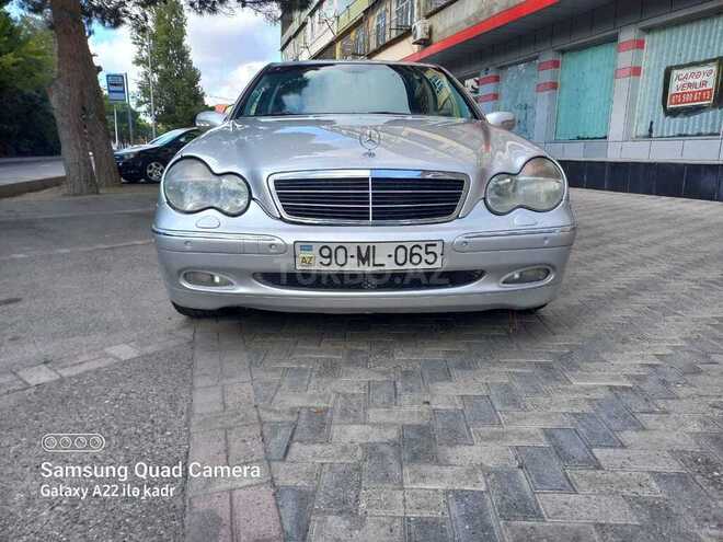 Mercedes C 220 2001, 320,000 km - 2.2 l - Bakı