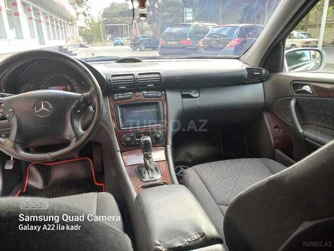 Mercedes C 220 2001, 320,000 km - 2.2 l - Bakı