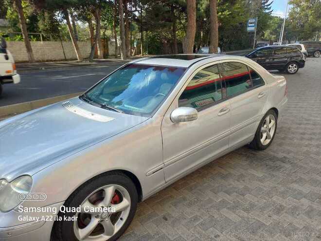 Mercedes C 220 2001, 320,000 km - 2.2 l - Bakı