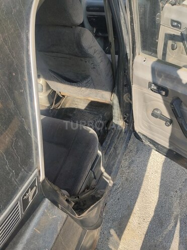 GAZ 3110 1998, 250,000 km - 2.4 л - Bakı