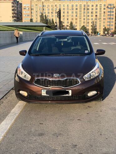 Kia Ceed 2013, 190,000 km - 1.4 л - Bakı