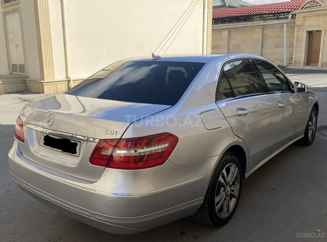 Mercedes E 220 2009, 290,000 km - 2.2 l - Bakı