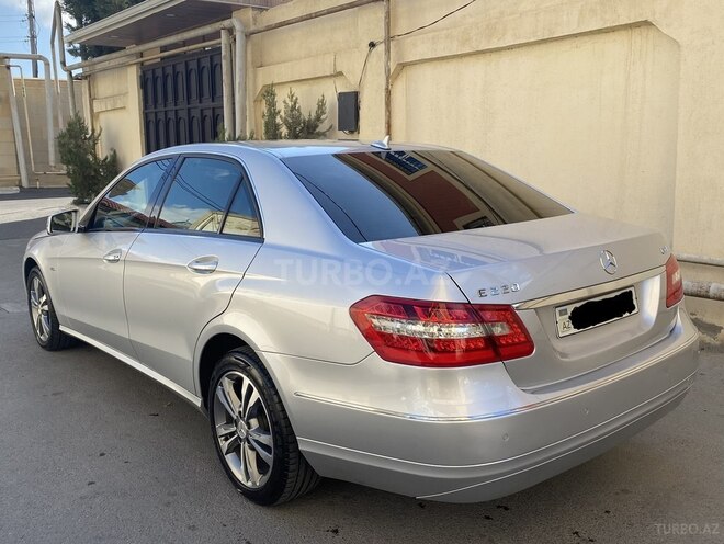 Mercedes E 220 2009, 290,000 km - 2.2 l - Bakı