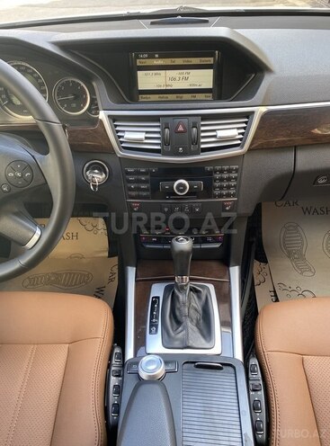 Mercedes E 220 2009, 290,000 km - 2.2 l - Bakı