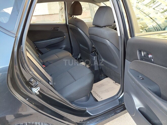 Hyundai i30 2011, 215,700 km - 1.6 l - Bakı