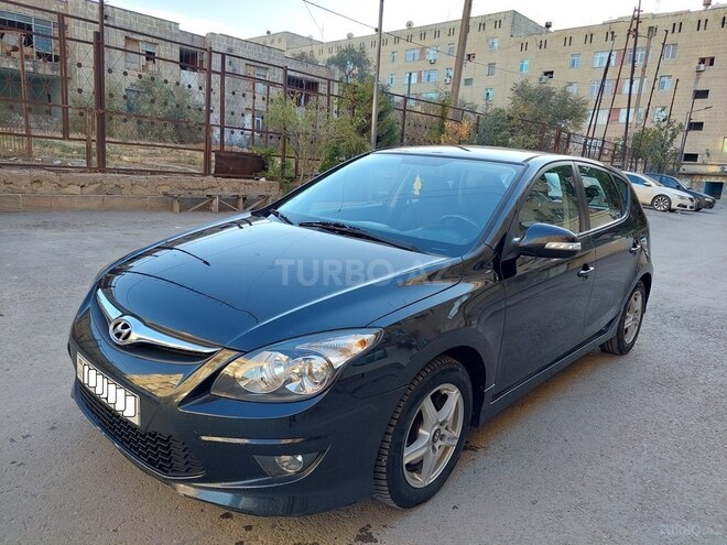 Hyundai i30 2011, 215,700 km - 1.6 l - Bakı