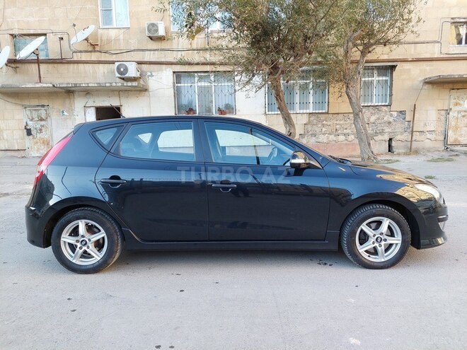 Hyundai i30 2011, 215,700 km - 1.6 l - Bakı