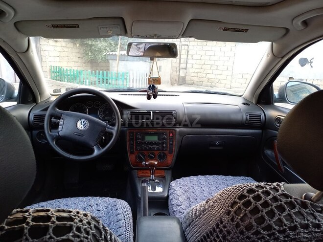 Volkswagen Passat 2004, 200,212 km - 1.8 л - Bakı