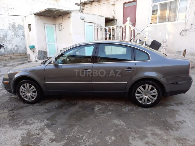 Volkswagen Passat 2004, 200,212 km - 1.8 л - Bakı