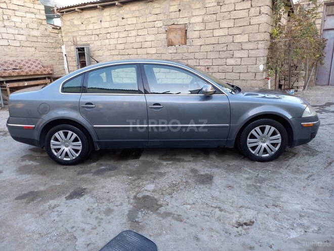 Volkswagen Passat 2004, 200,212 km - 1.8 л - Bakı