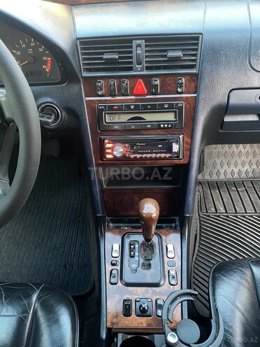 Mercedes C 240 1999, 340,000 km - 2.4 л - Saatlı
