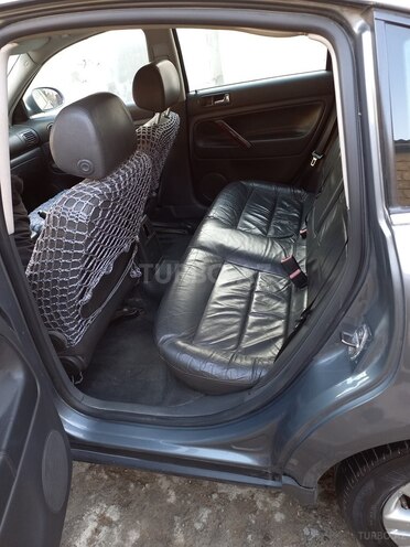Volkswagen Passat 2004, 200,212 km - 1.8 л - Bakı