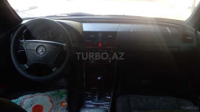 Mercedes C 200 1996, 242,470 km - 2.0 л - Sumqayıt