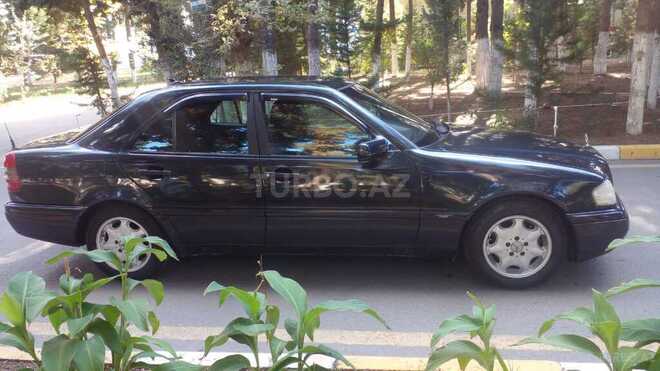Mercedes C 200 1996, 242,470 km - 2.0 л - Sumqayıt