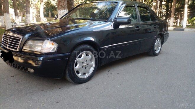 Mercedes C 200 1996, 242,470 km - 2.0 л - Sumqayıt