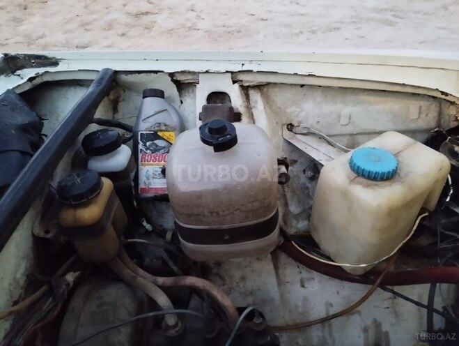 LADA (VAZ) 2106 1986, 250,000 km - 1.6 l - Şirvan