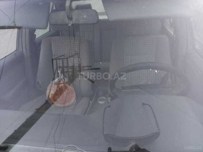 Mercedes E 220 1995, 450,000 km - 2.2 l - Göyçay