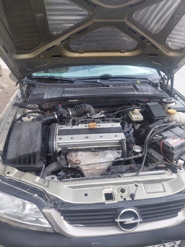 Opel Vectra 1997, 310,000 km - 2.0 л - Bakı