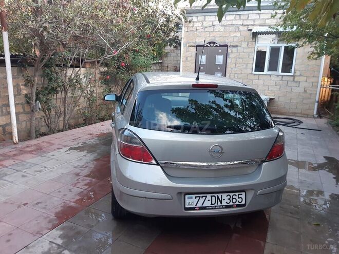 Opel Astra 2008, 95,000 km - 1.4 l - Beyləqan