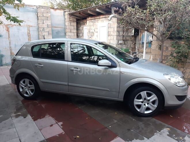 Opel Astra 2008, 95,000 km - 1.4 l - Beyləqan
