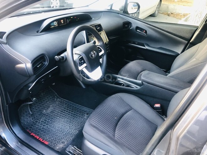 Toyota Prius 2017, 50,000 km - 1.8 l - Bakı